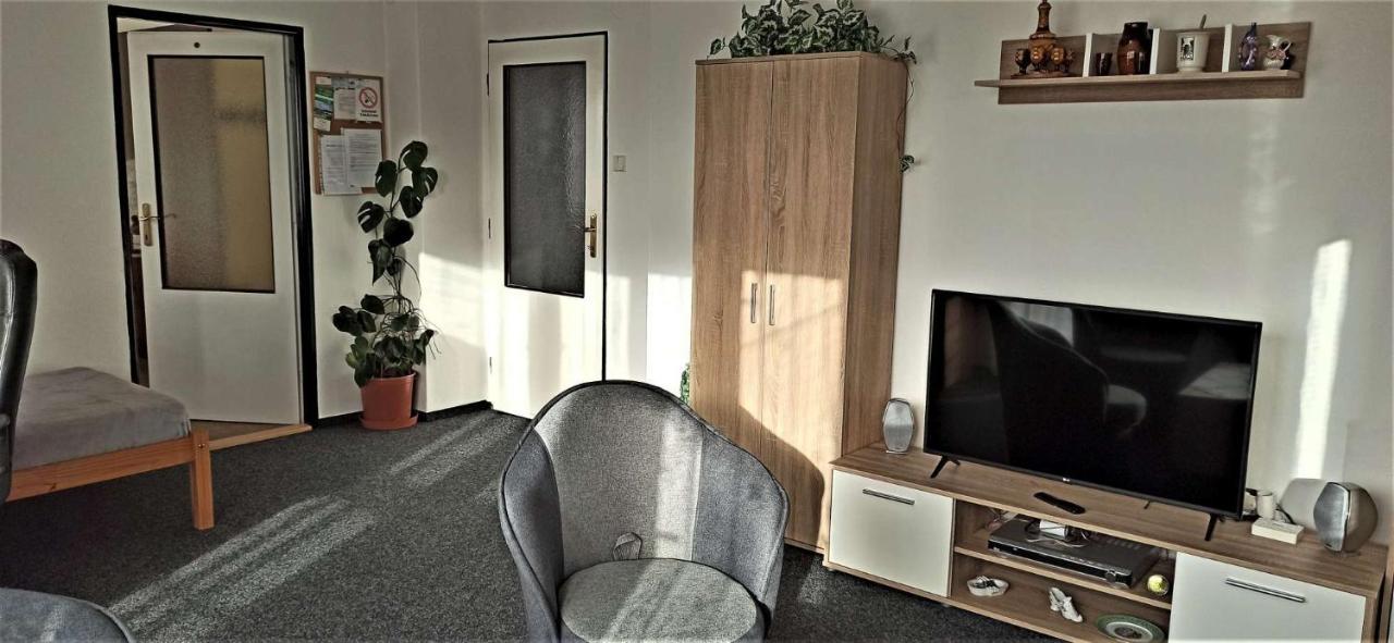 Apartman Milena Jičín Dış mekan fotoğraf